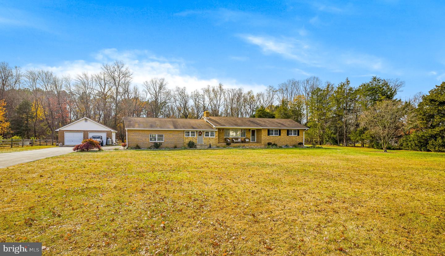 354 Chestnut Ln Property Photo 1
