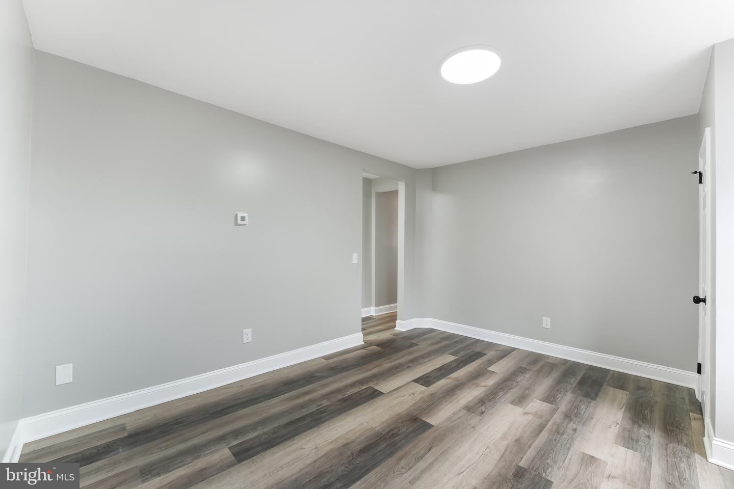 727 Clayton Property Photo 7