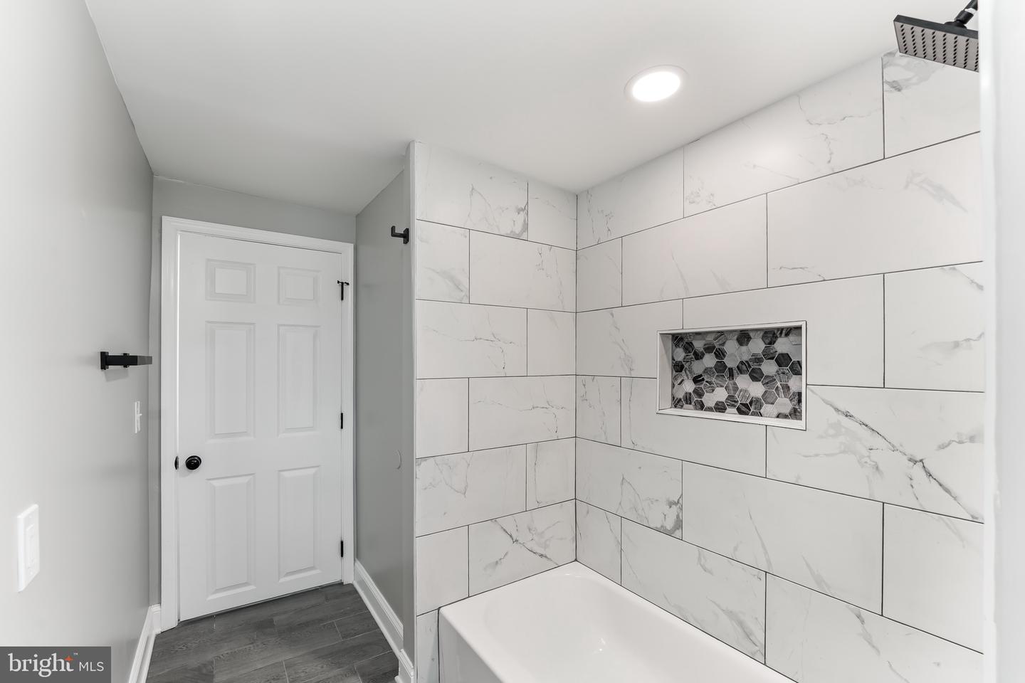 727 Clayton Property Photo 19