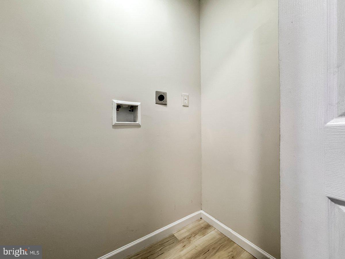 909 Coleman St Property Photo 26