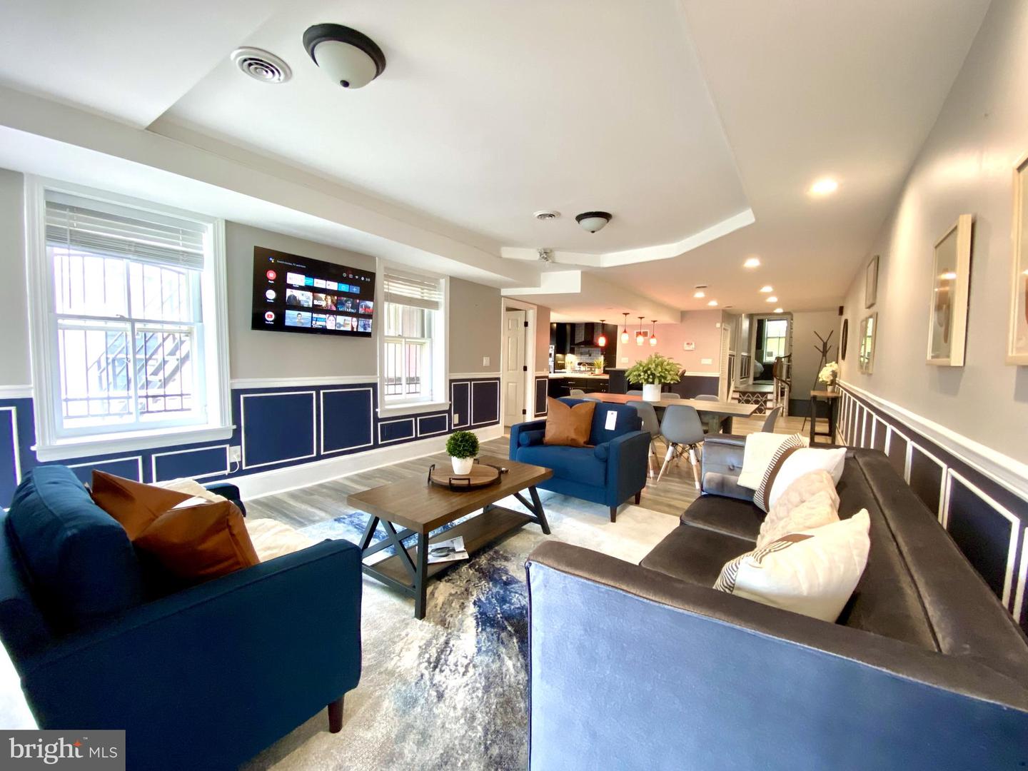 712 N West St #unit 2 Room 1 And 2 Property Photo