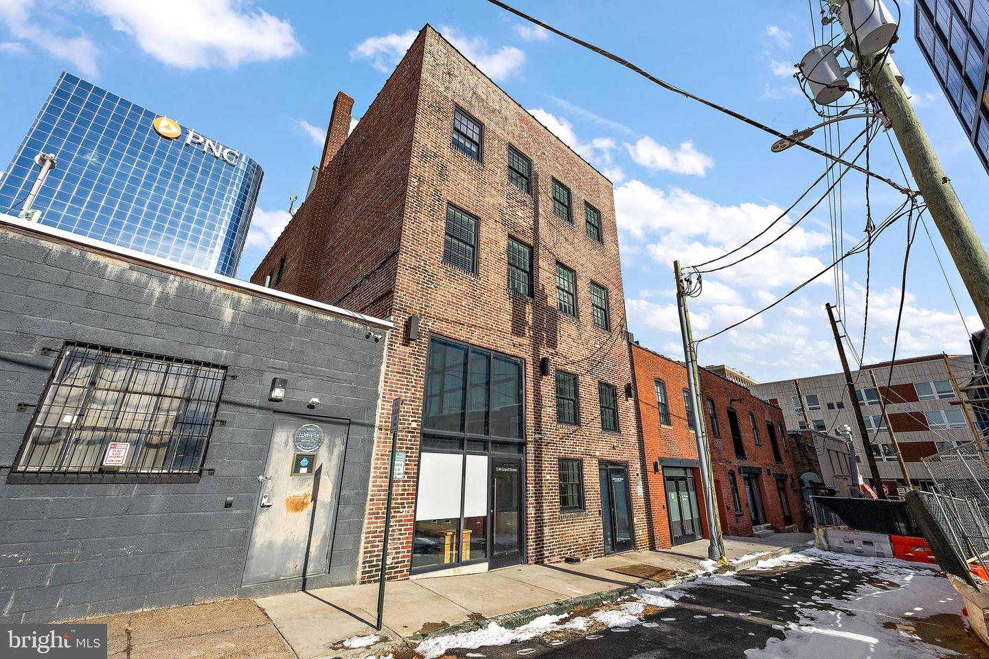 5 GIRARD ST Property Photo 1