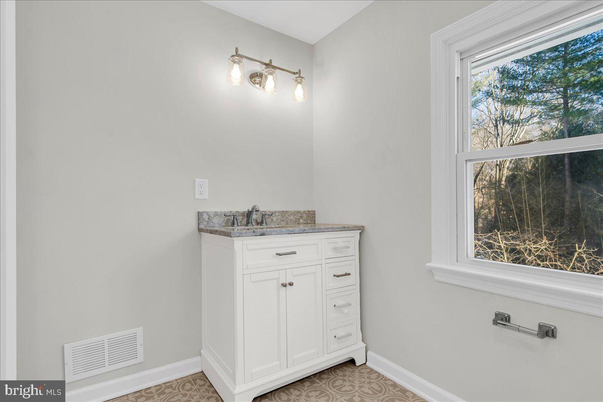 3309 Heritage Dr Property Photo 30