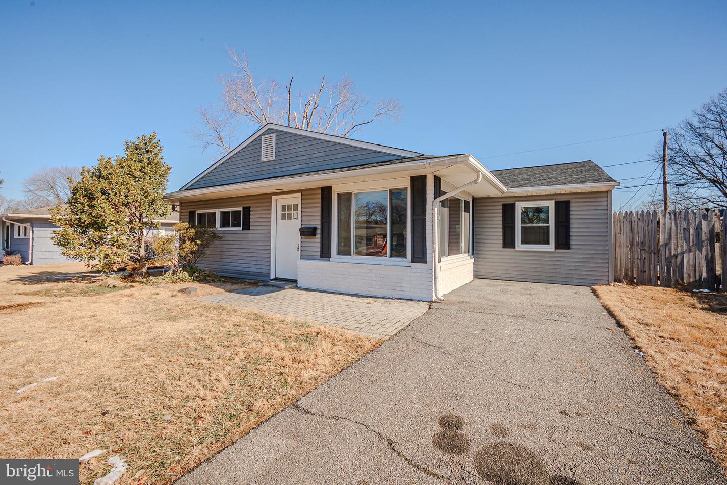 55 Martindale Dr Property Photo