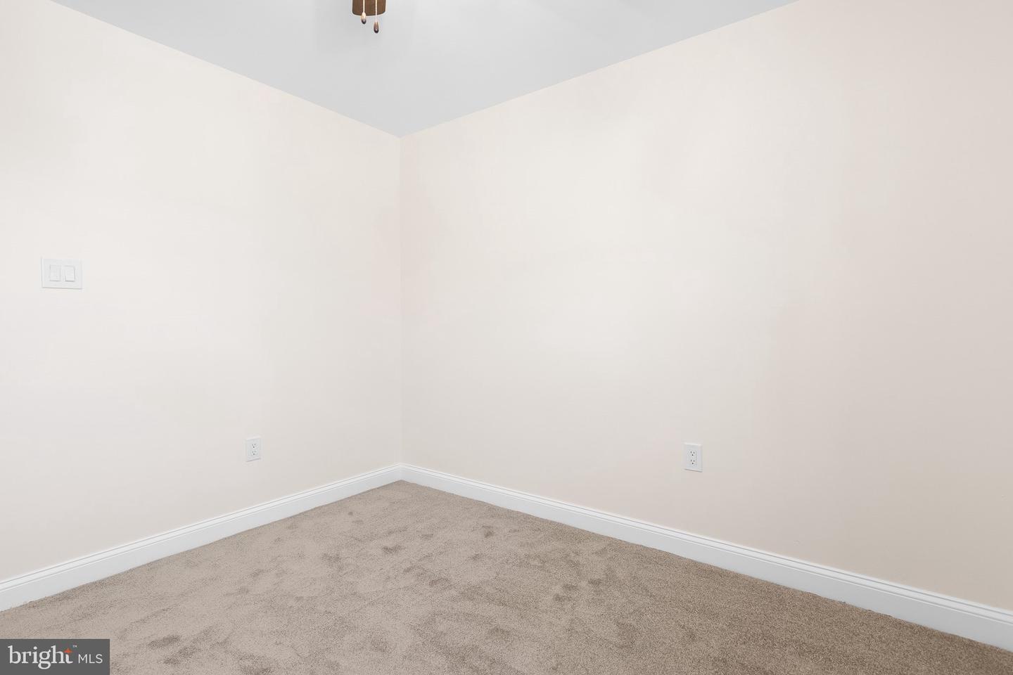 22 Noble Ct Property Photo 17
