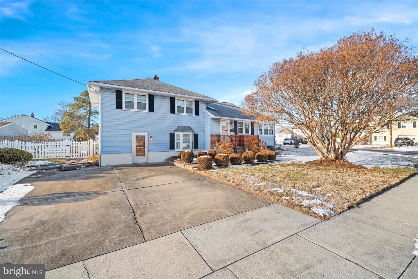 1228 Lorrain Ave Property Photo