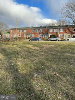 513 S Buttonwood St Property Photo 3