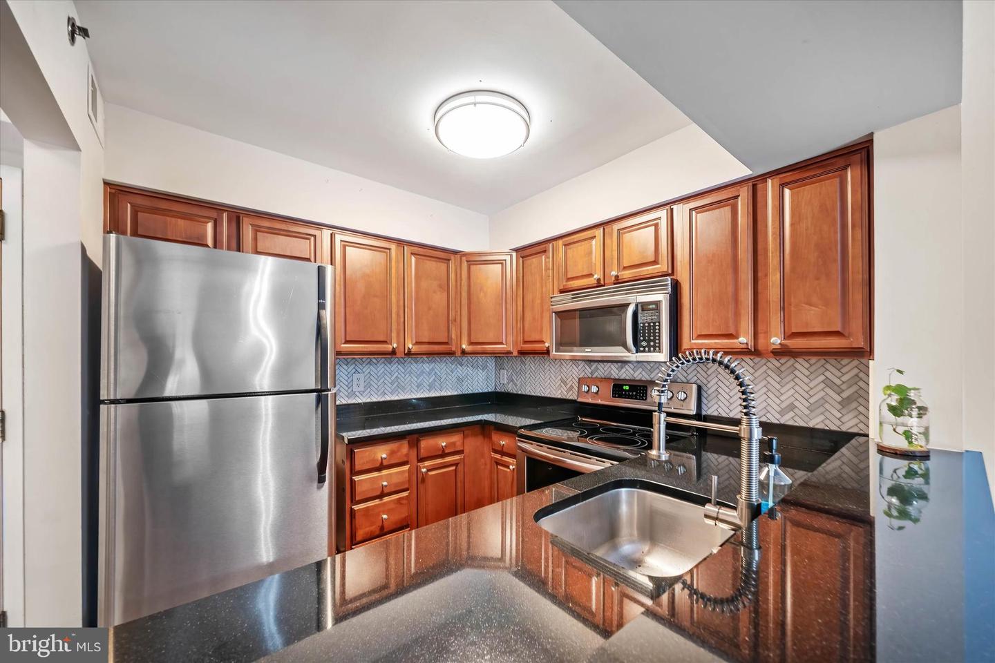 1704-unit N Park Dr #a315 Property Photo 6