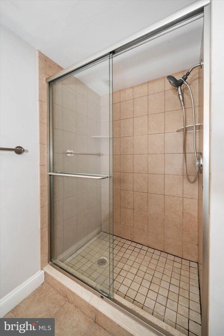 1704-unit N Park Dr #a315 Property Photo 27