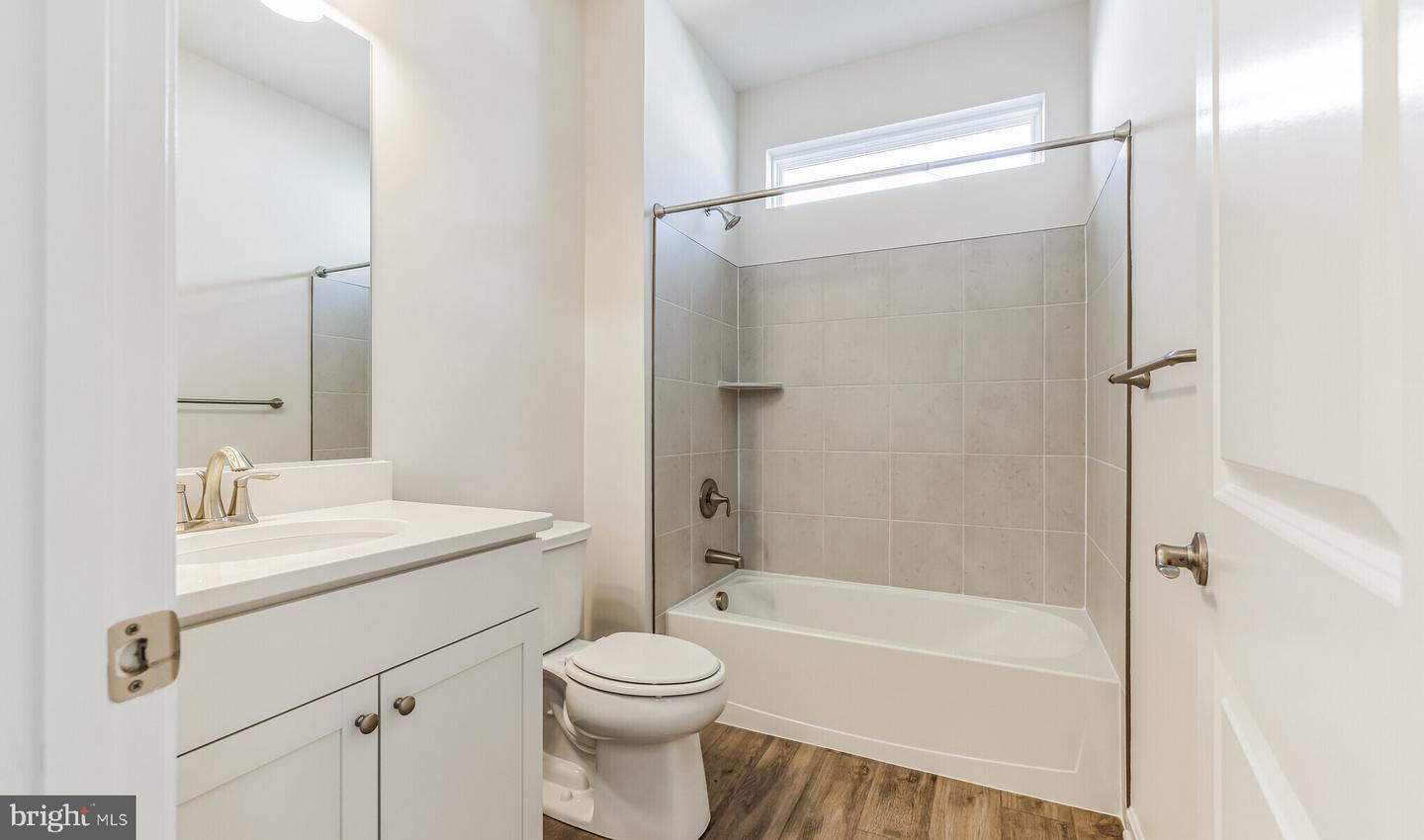 17 Golden Raintree Ct Property Photo 15