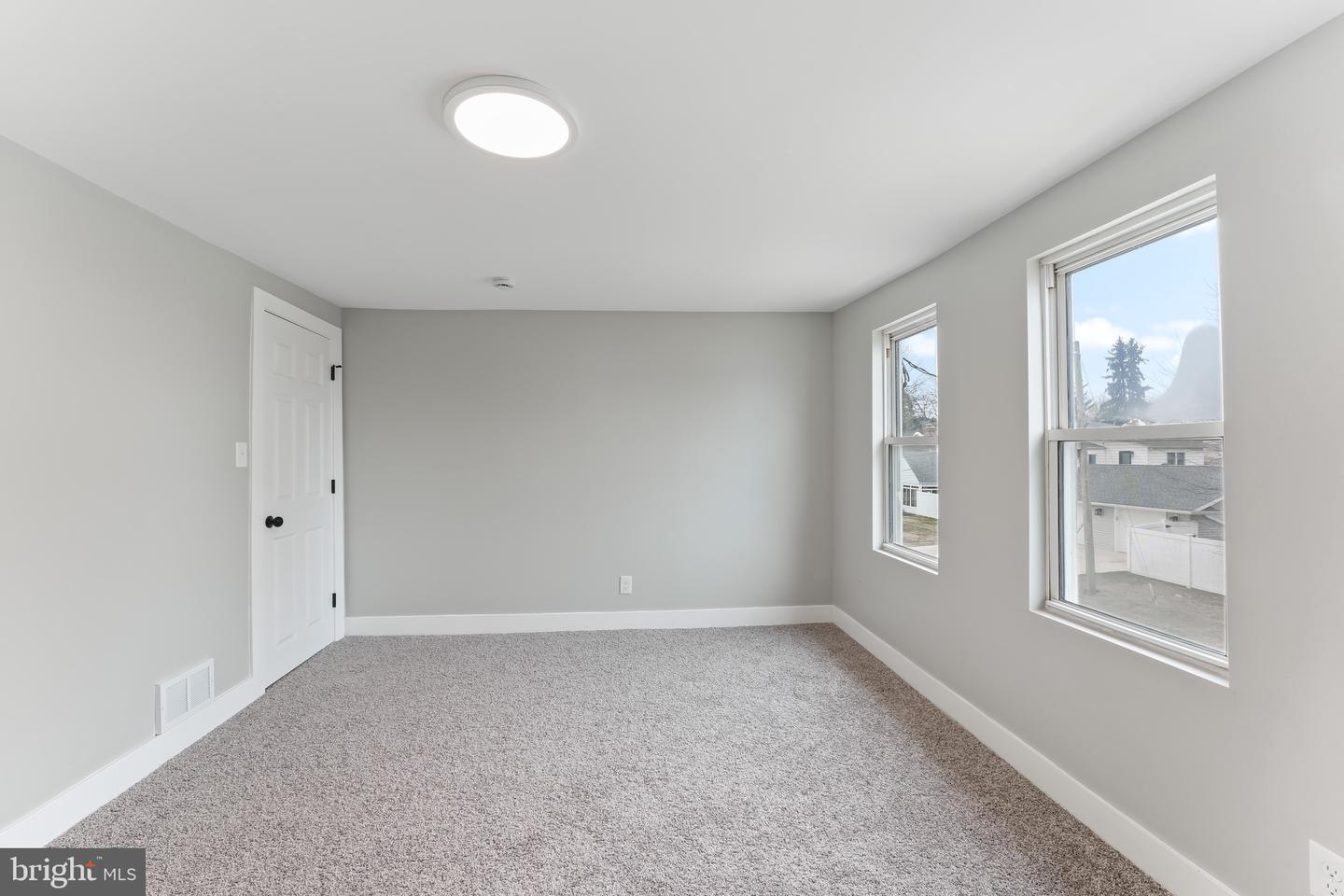 729 Clayton Property Photo 18