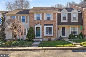 821 Stockbridge Property Photo