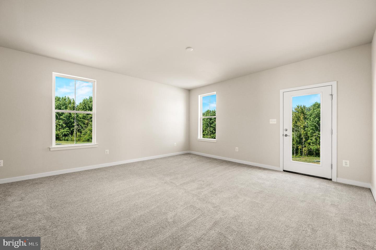 2707 Tea Tree Ln Property Photo 6
