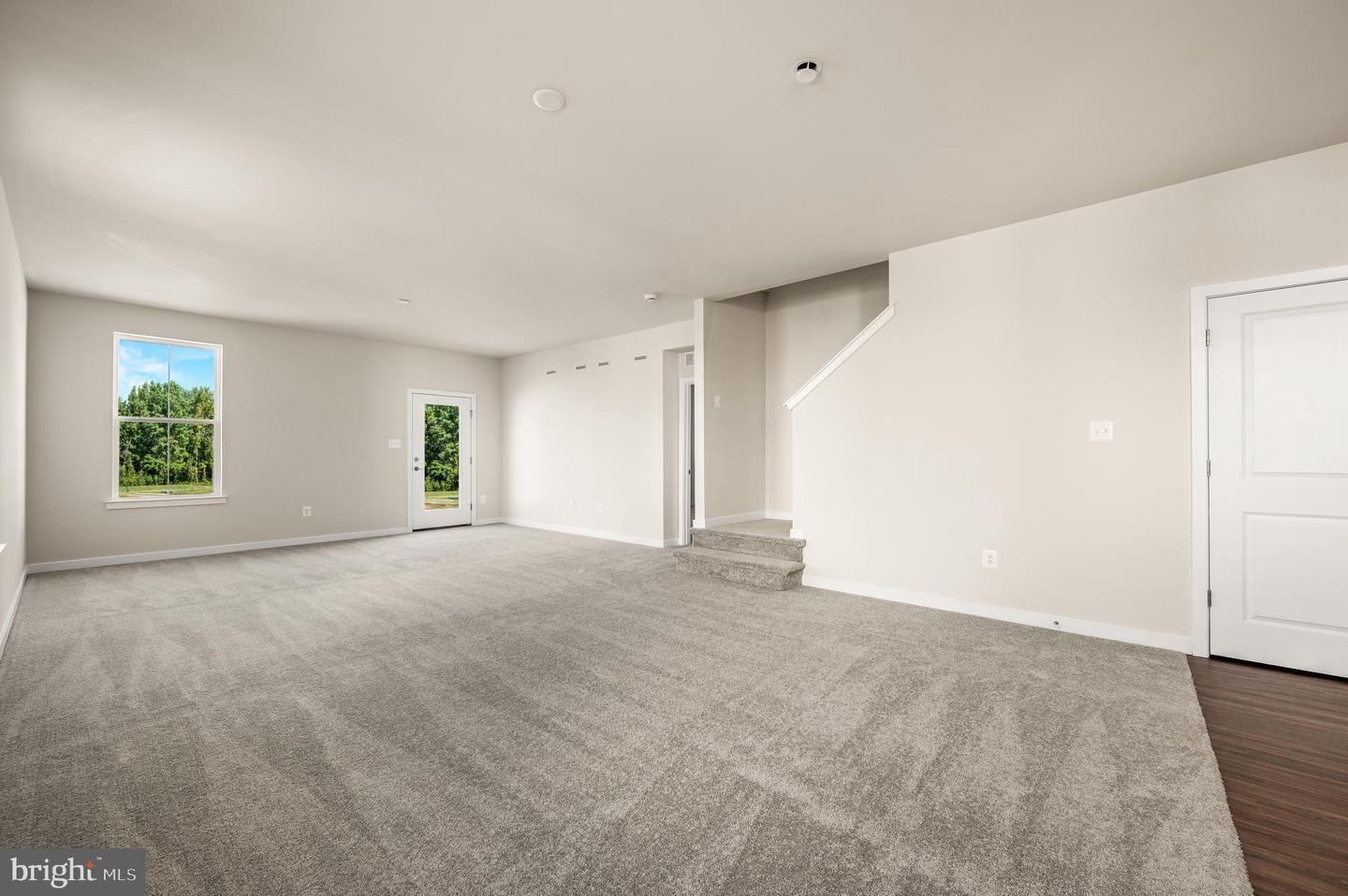 2707 Tea Tree Ln Property Photo 8
