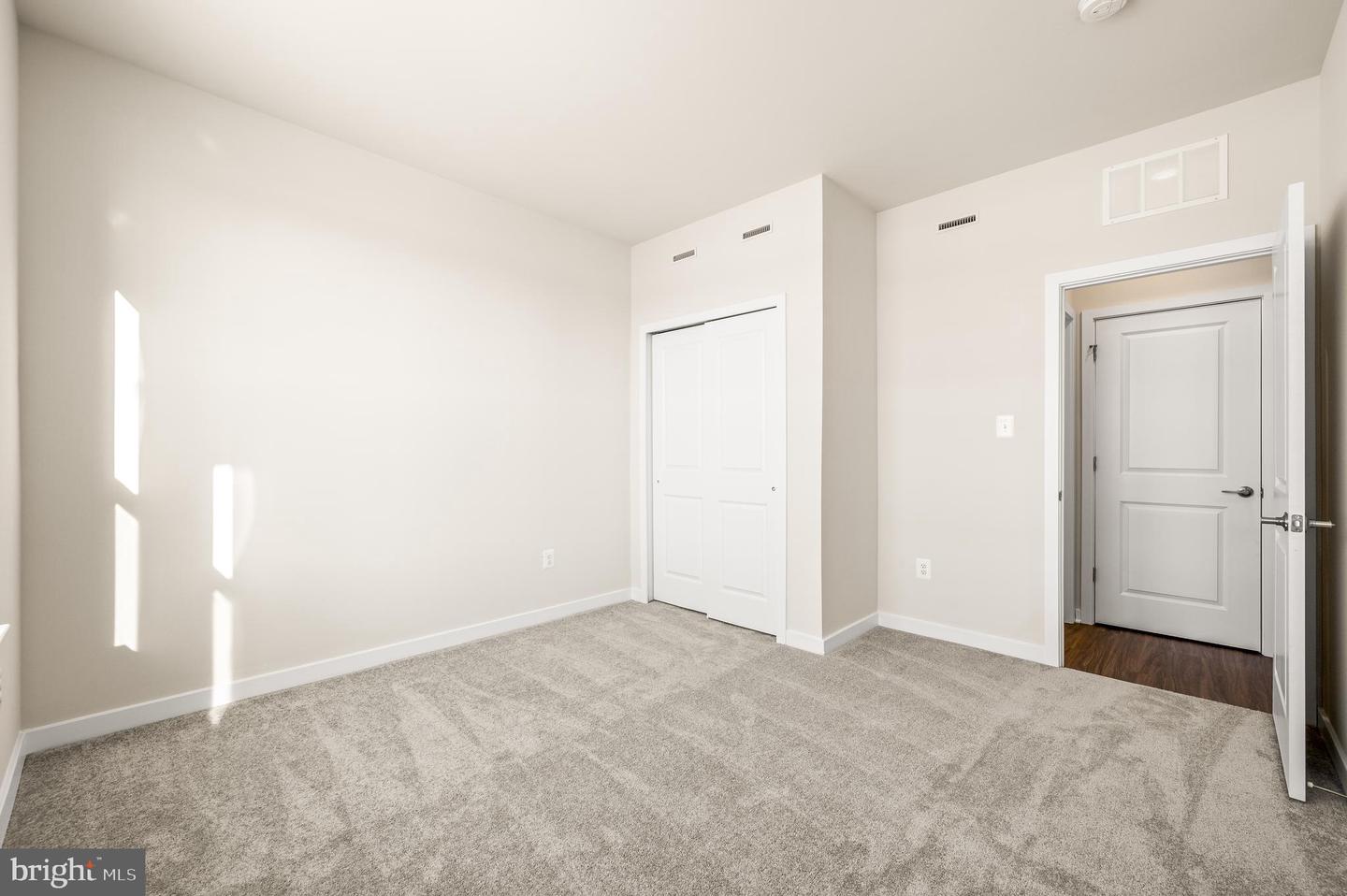 2707 Tea Tree Ln Property Photo 10