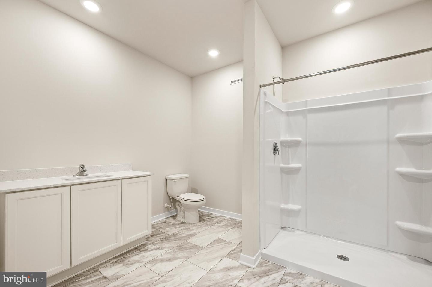 2707 Tea Tree Ln Property Photo 12