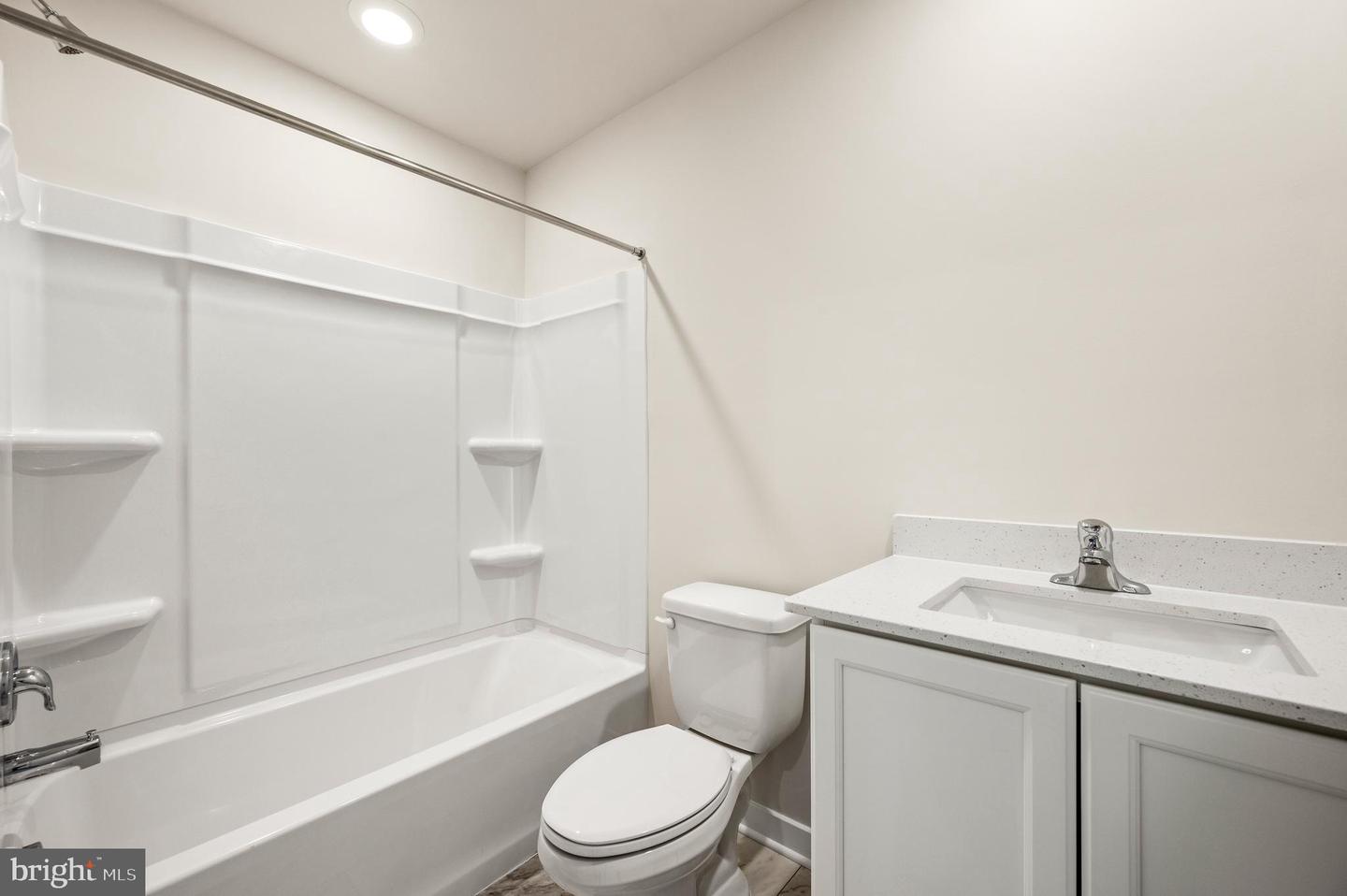 2707 Tea Tree Ln Property Photo 14