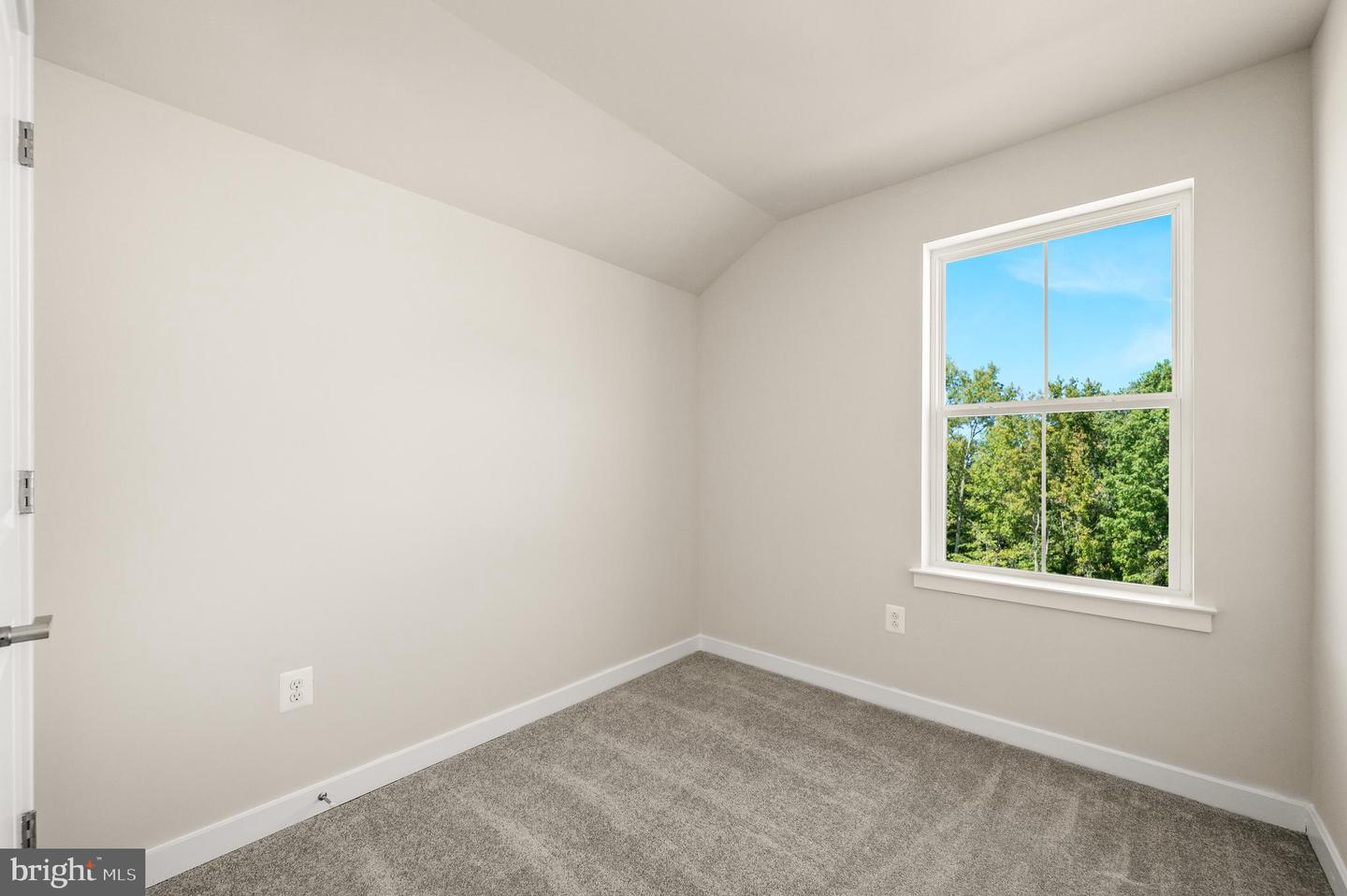 2707 Tea Tree Ln Property Photo 15