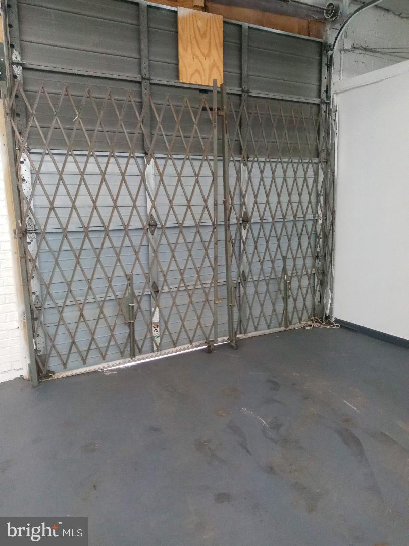 1508 & 1512 N Heald St Property Photo 38