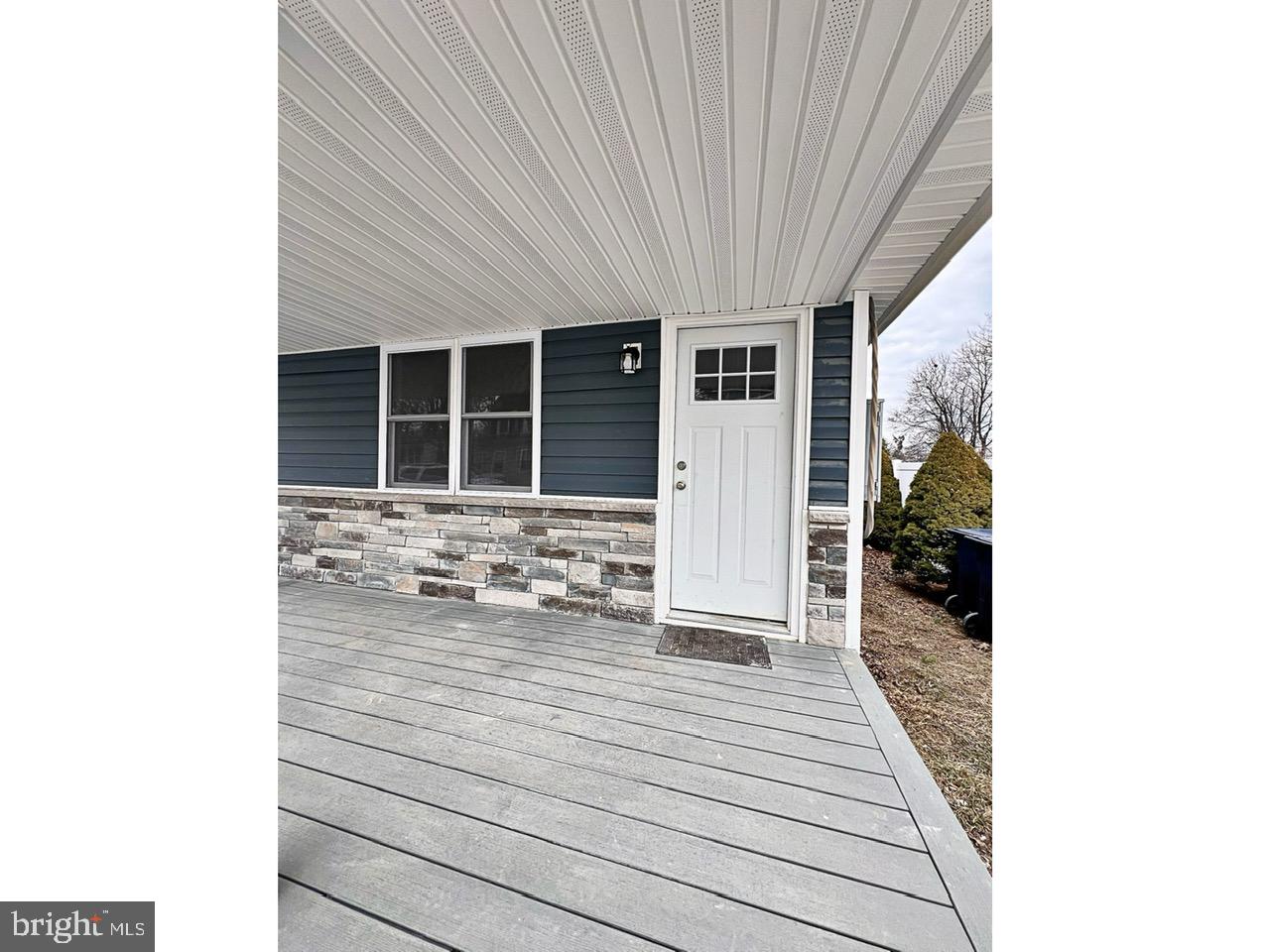 117 Anderson St Property Photo 2