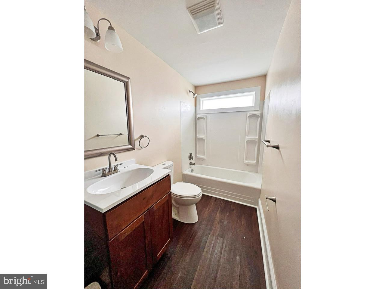 117 Anderson St Property Photo 7