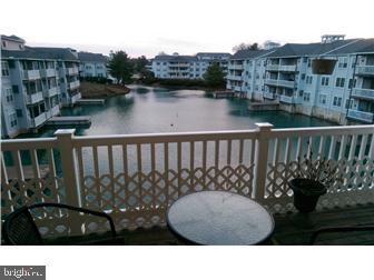 1007 Waters Edge Dr Property Photo