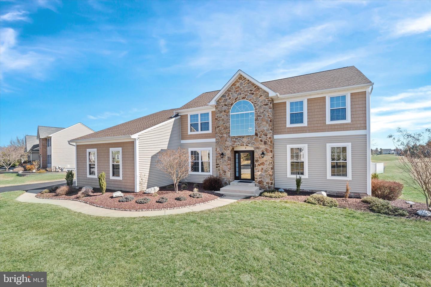 Back Creek Real Estate Listings Main Image