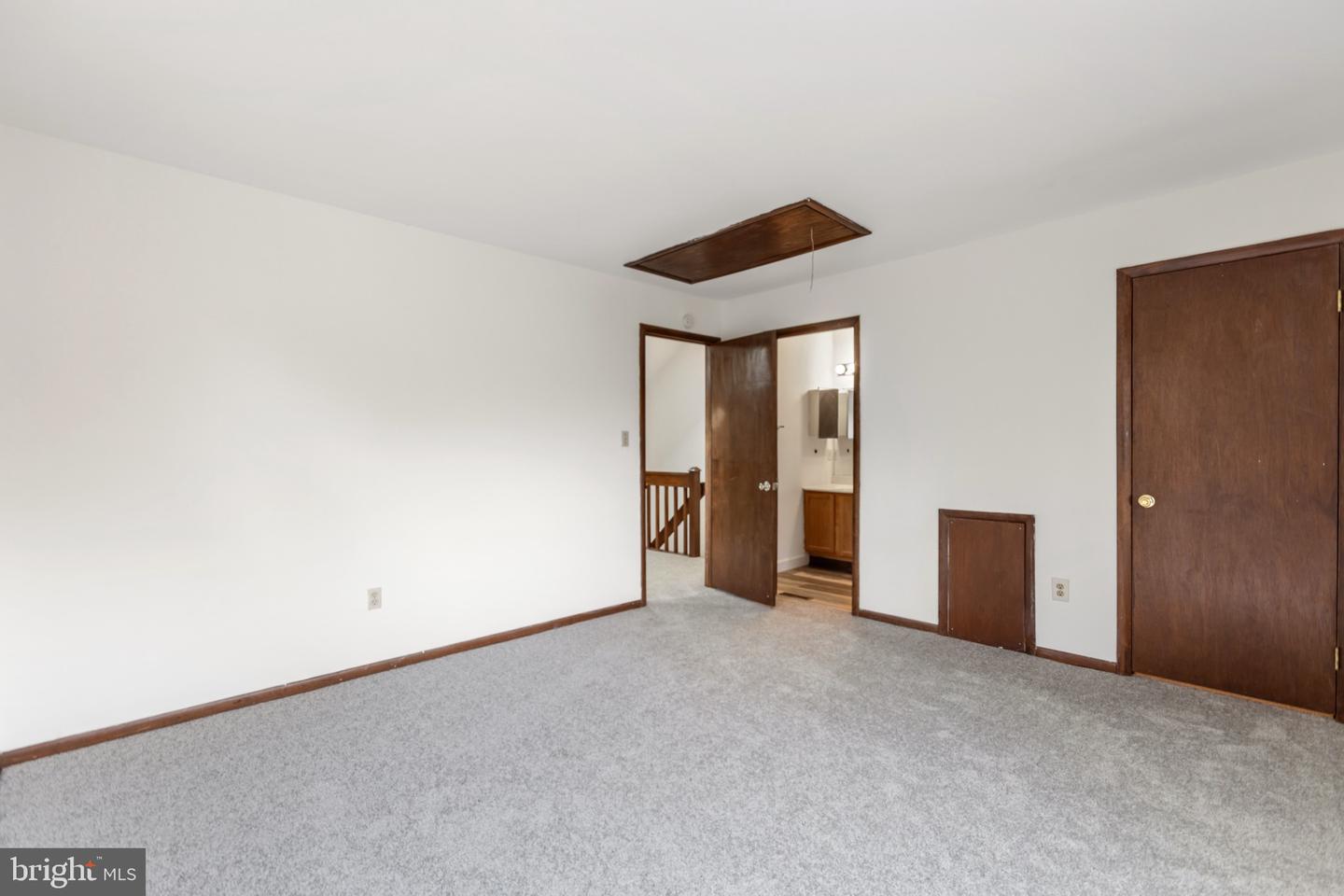137 E Green Valley Cir Property Photo 20