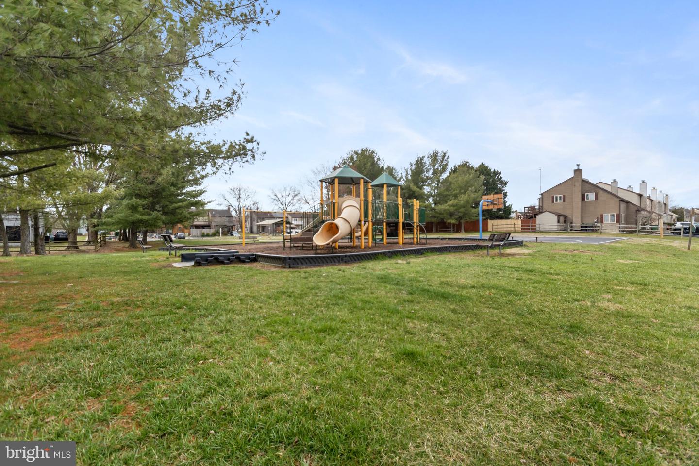 137 E Green Valley Cir Property Photo 31