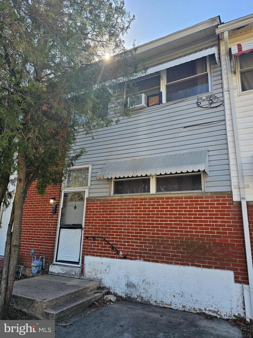 29 Kingston Rd Property Photo