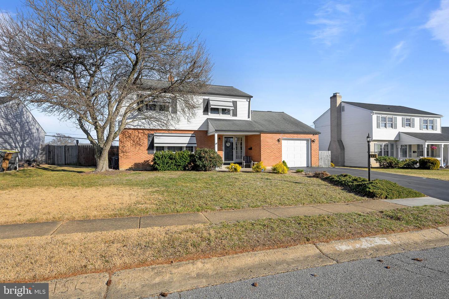 331 S Booth Dr Property Photo