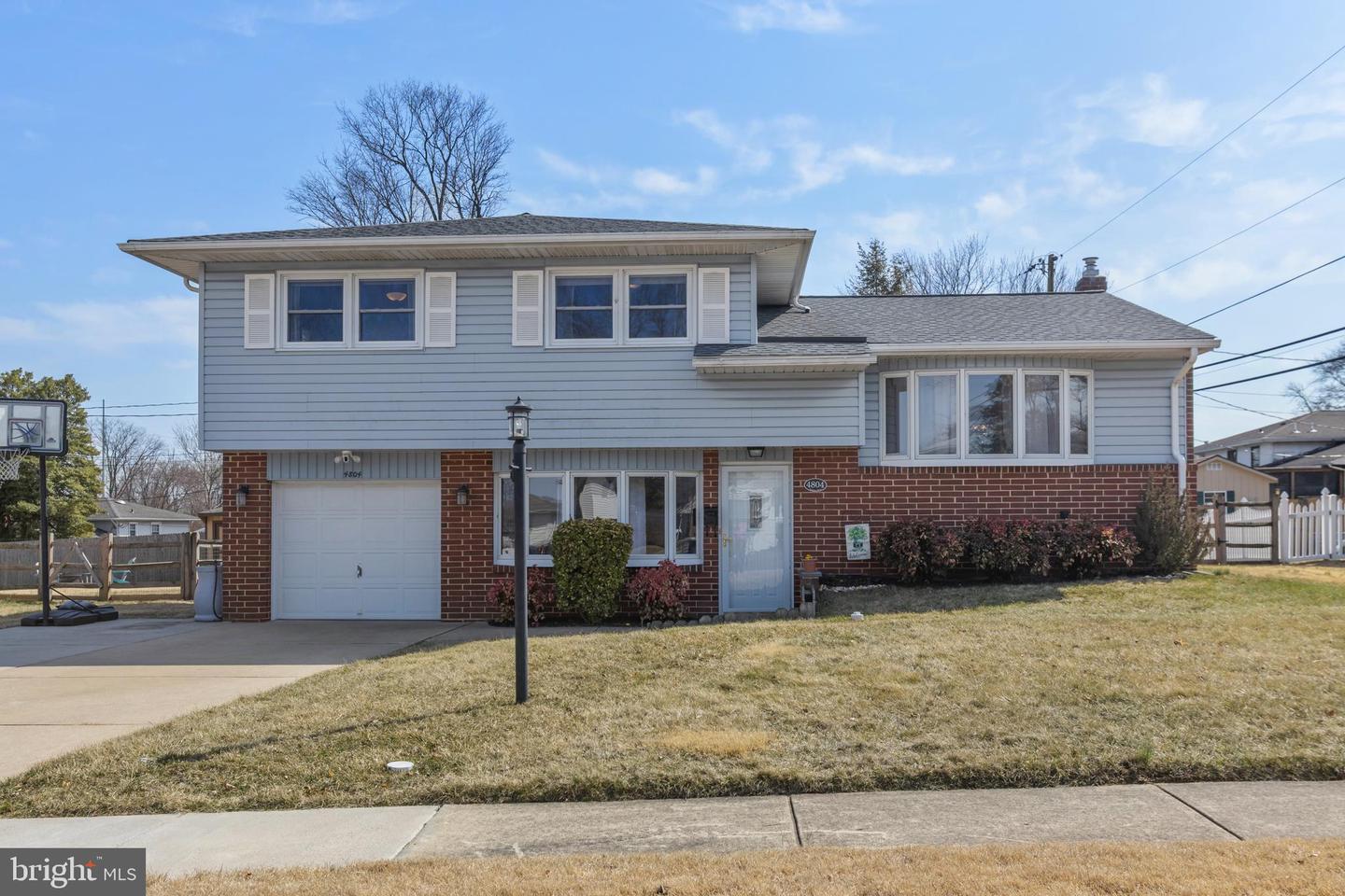 4804 Paulson Dr Property Photo 1