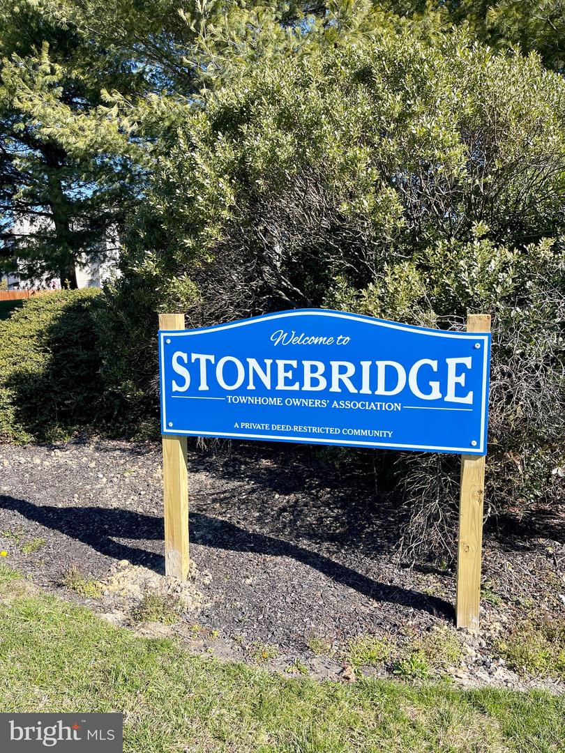 204 Stonebridge Blvd Property Photo