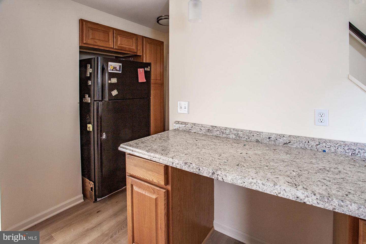 1010 Clayton Property Photo 6