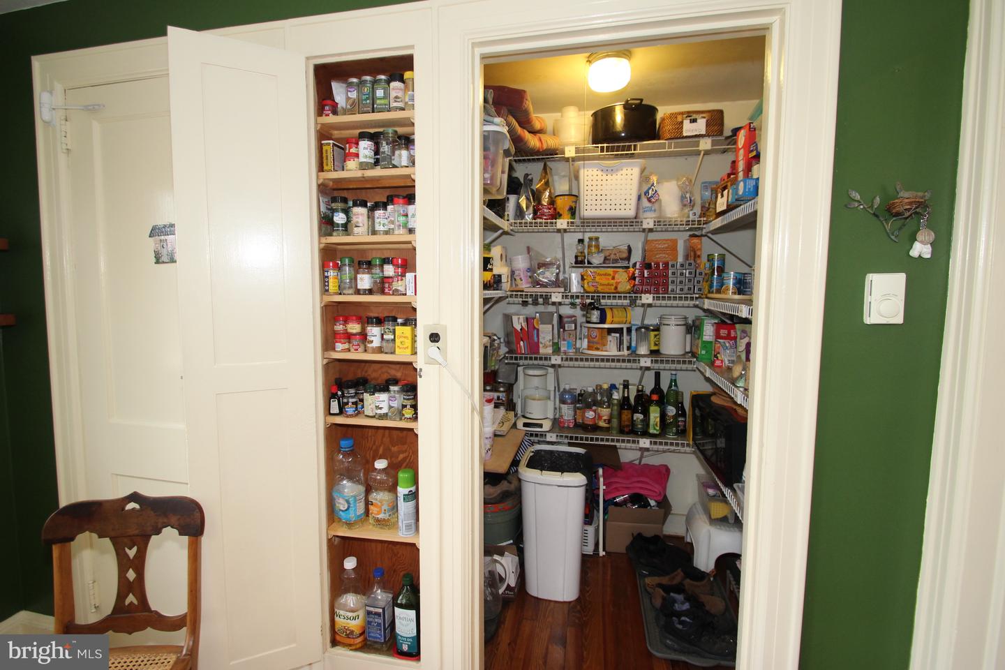 67 Kells Ave Property Photo 6