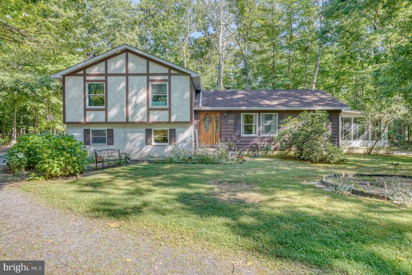 1966 Vandyke Greenspring Rd Property Photo 1