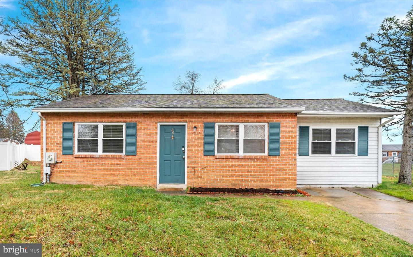 20 Burns Way Property Photo