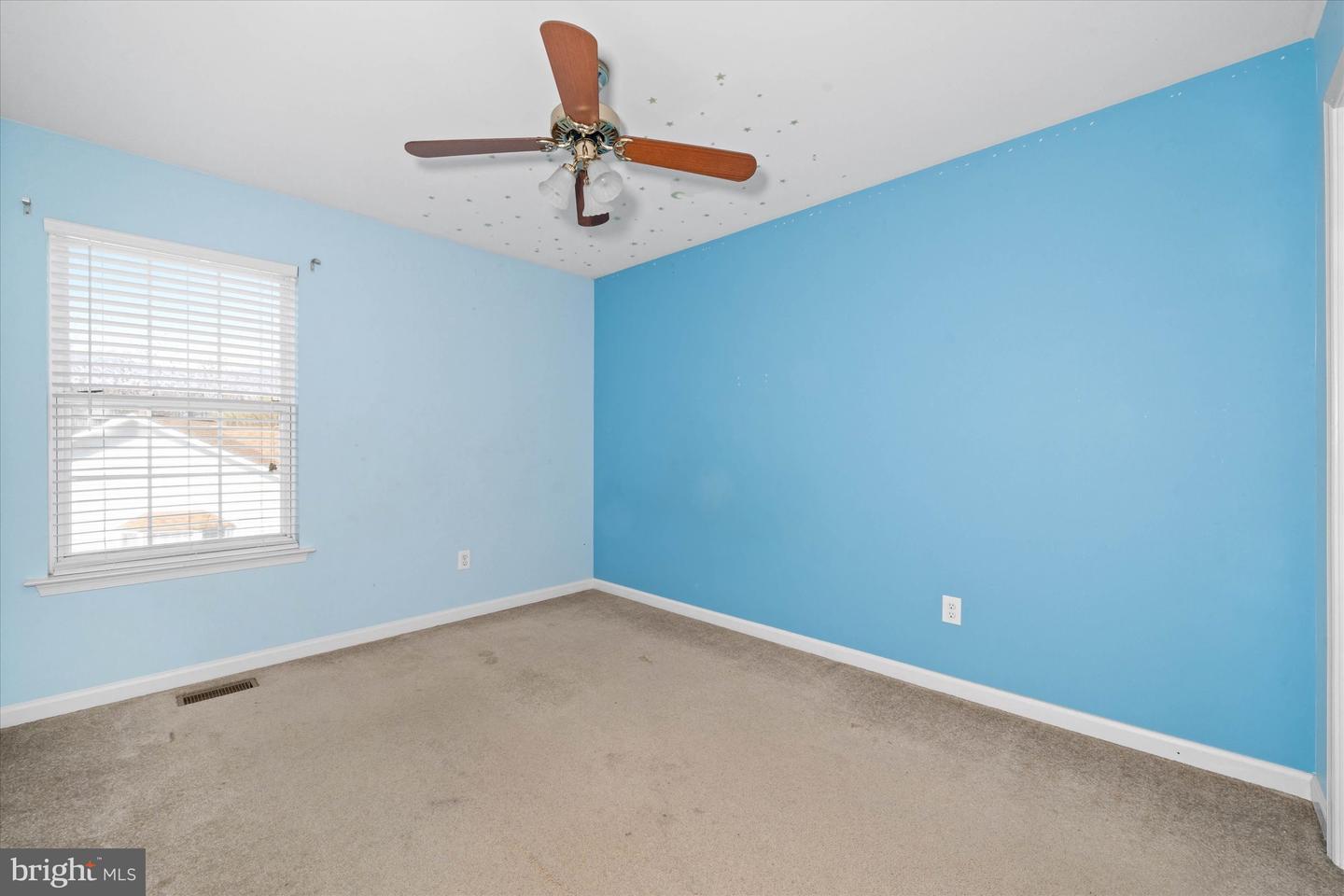 448 W Harvest Ln Property Photo 32