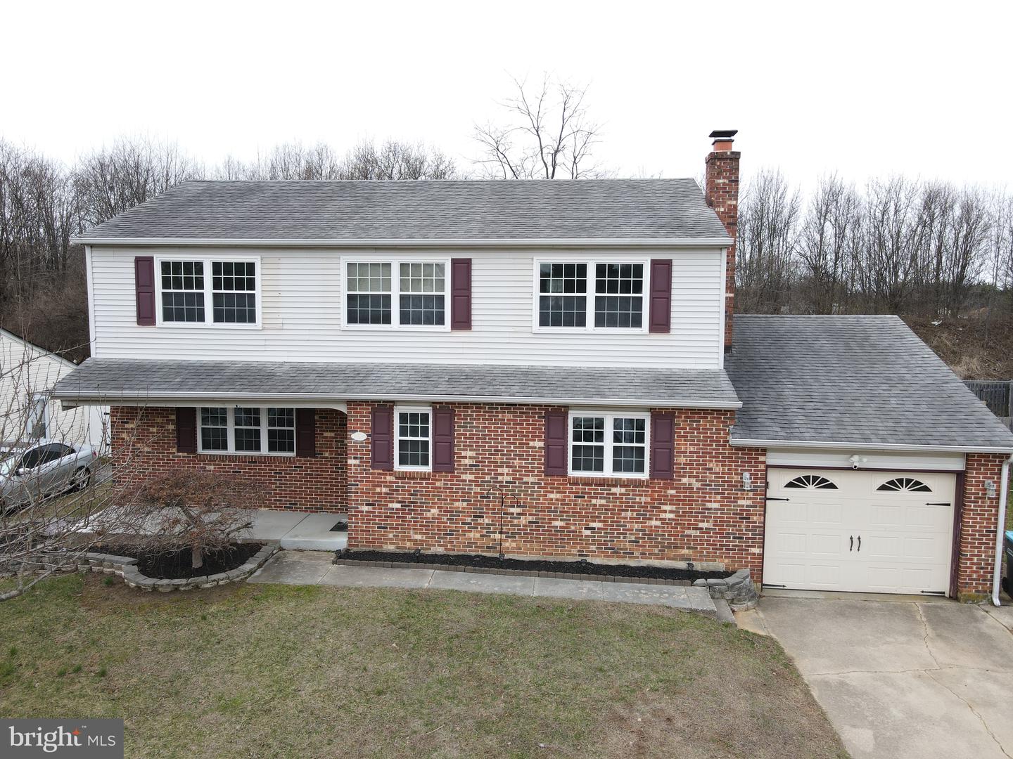 431 Nilsen Rd Property Photo