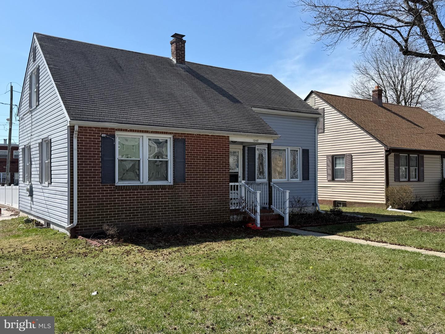 1302 Sycamore Ave Property Photo 1