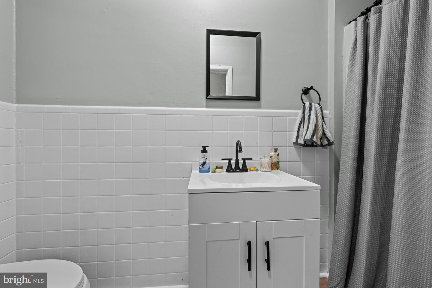 901 Franklin Property Photo 6