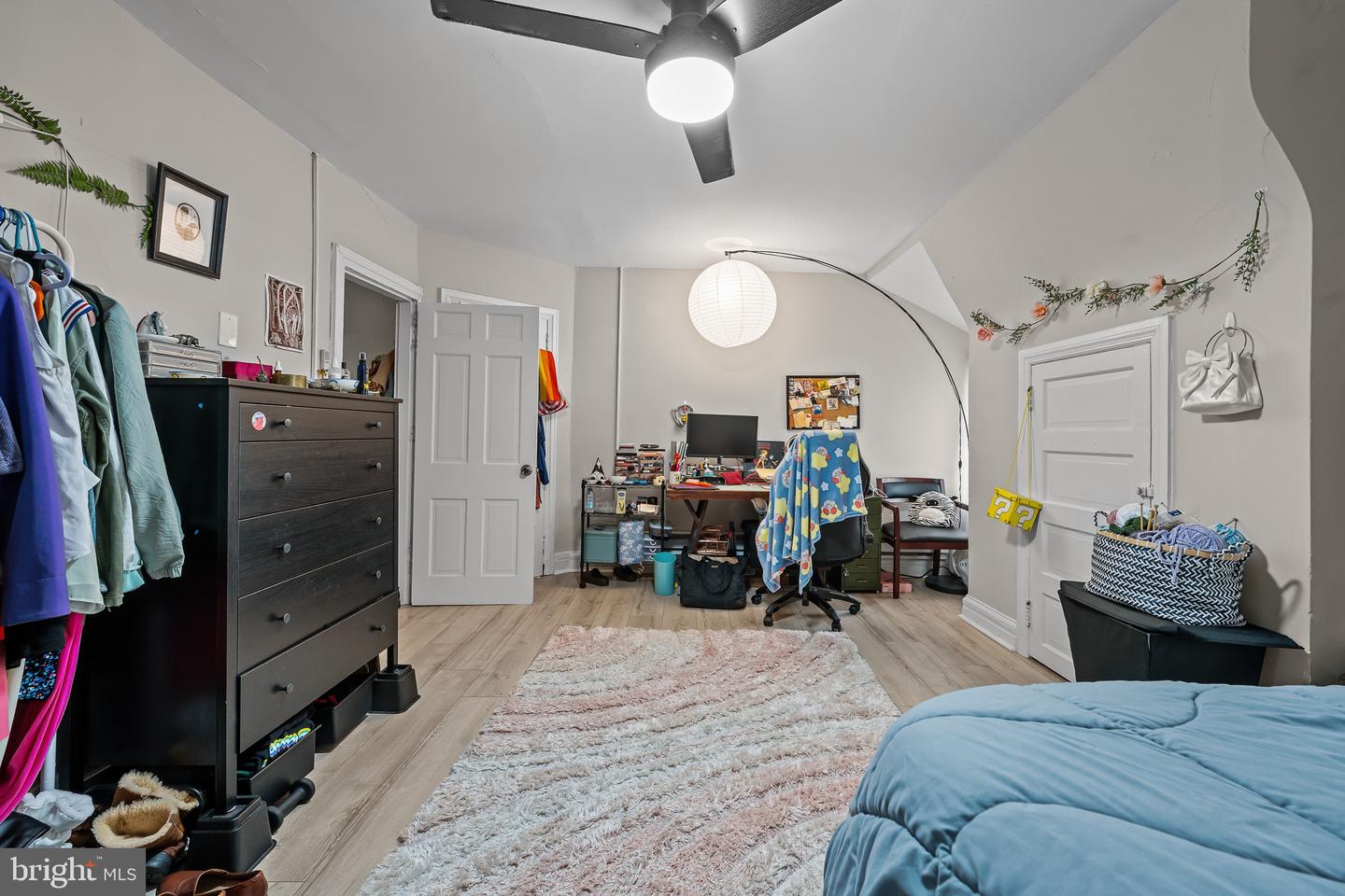 901 Franklin Property Photo 30