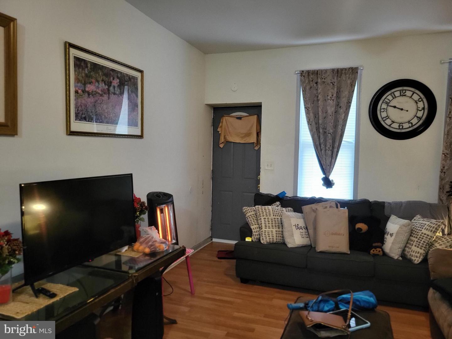 1021 N Pine St Property Photo