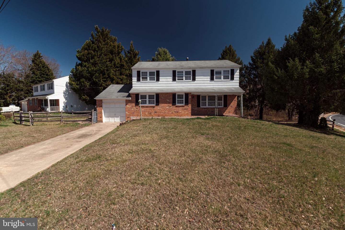 30 Timberline Dr Property Photo
