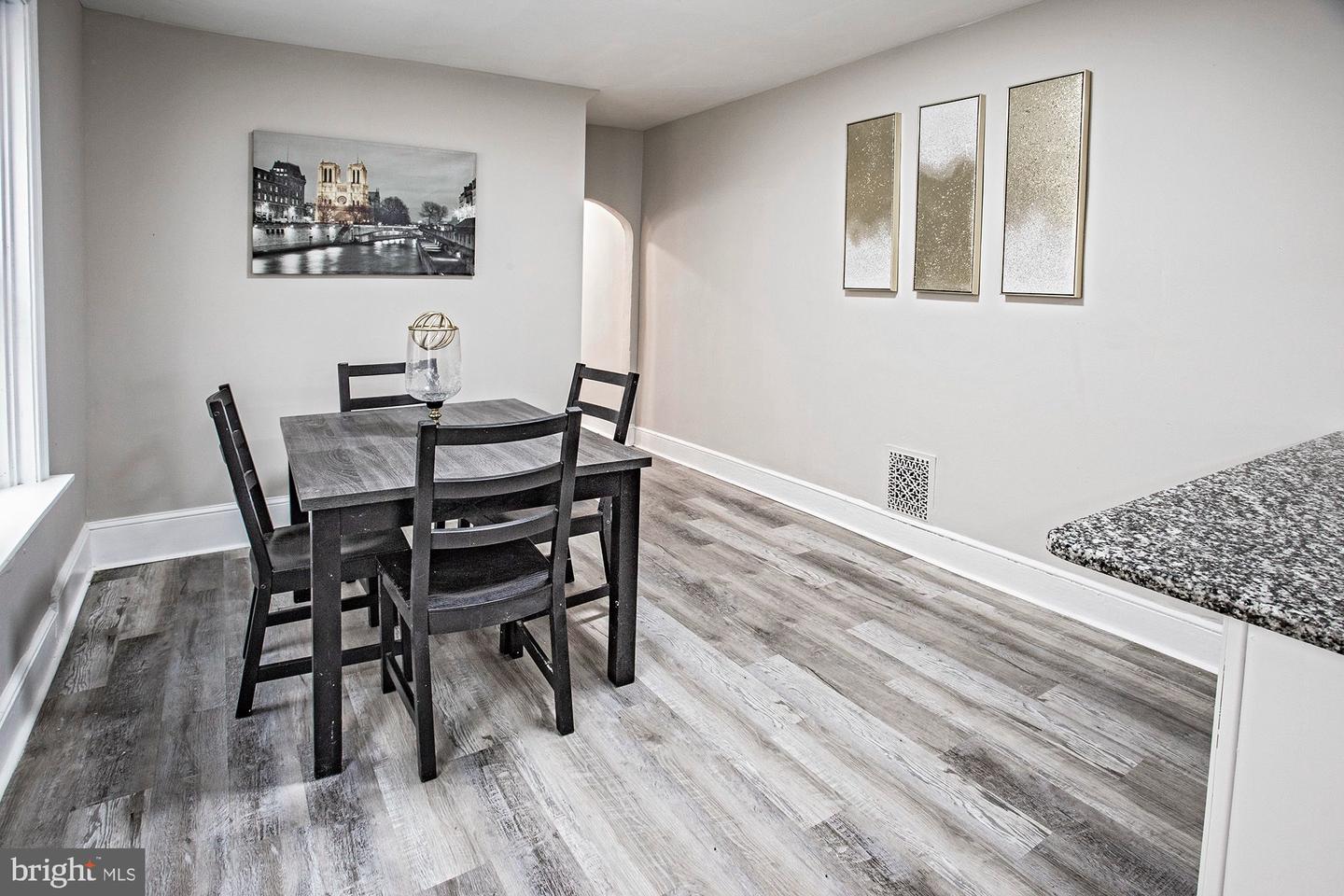 1210 Elm St Property Photo 24