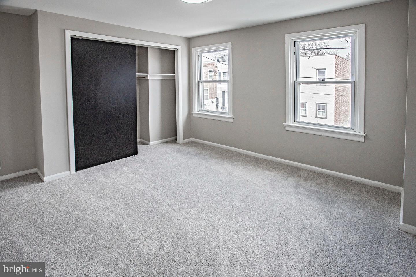 1210 Elm St Property Photo 27