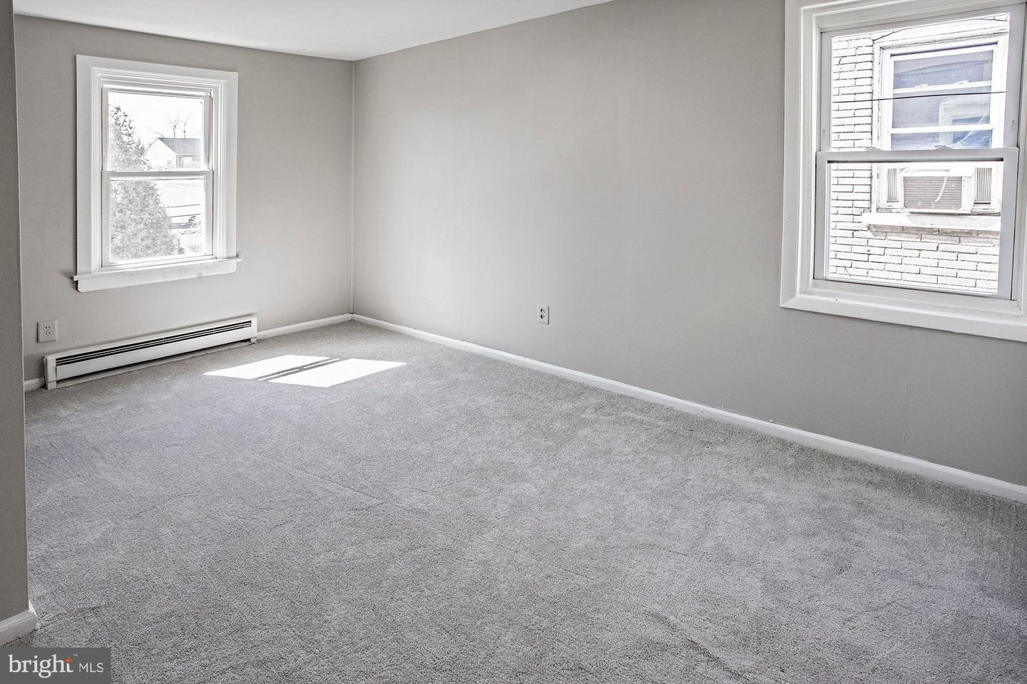 1210 Elm St Property Photo 31