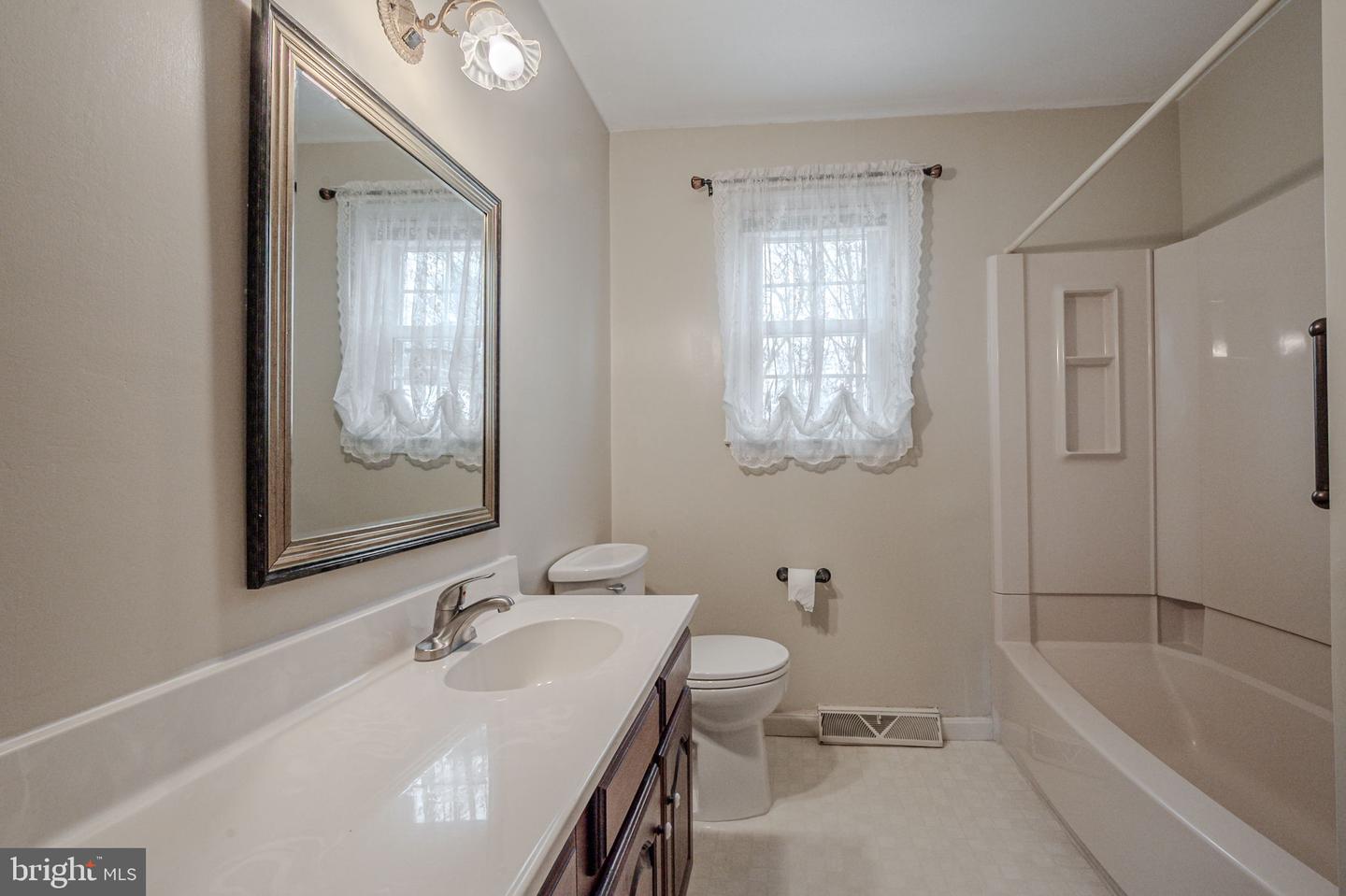 107 Anita Dr Property Photo 19