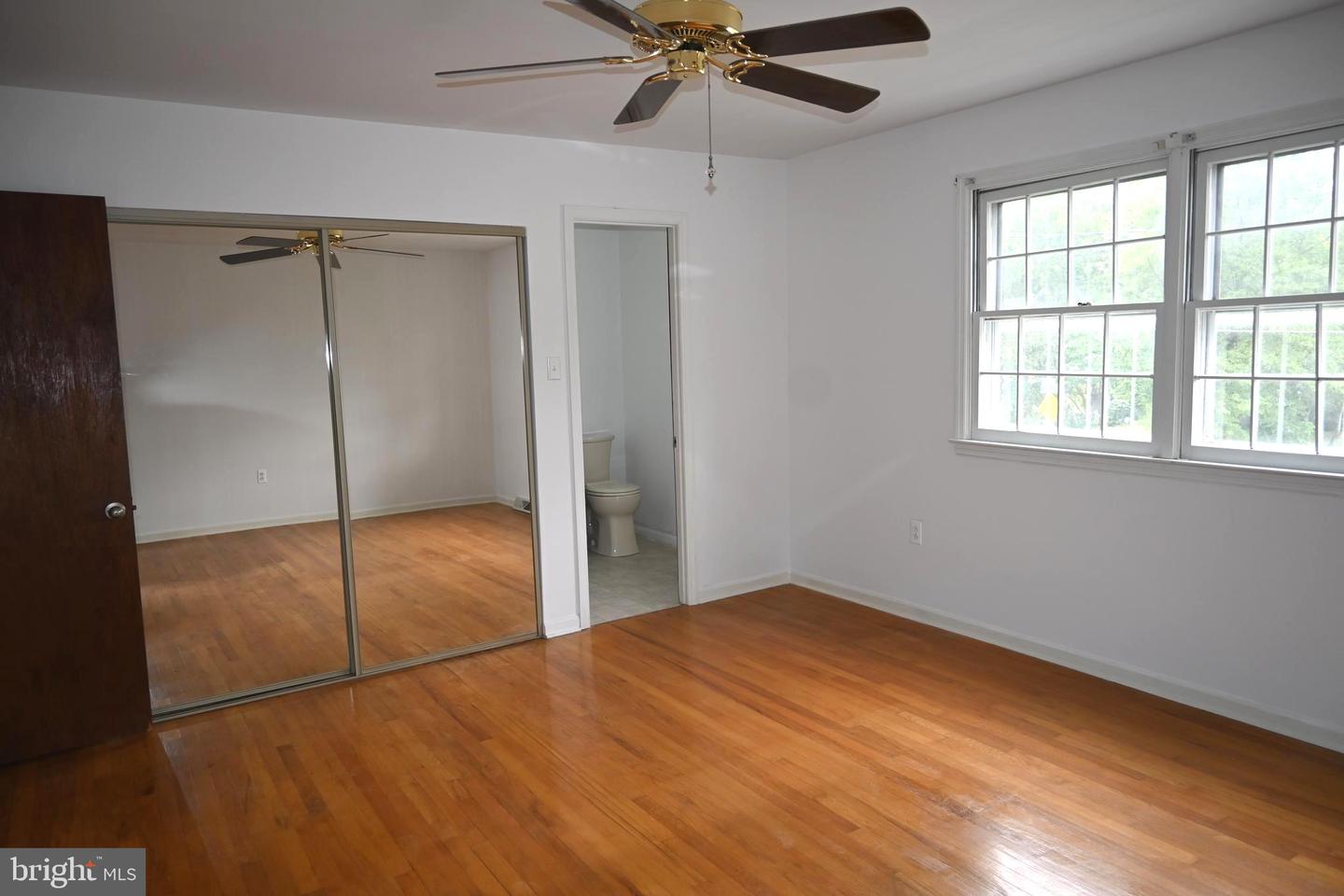 107 Anita Dr Property Photo 32