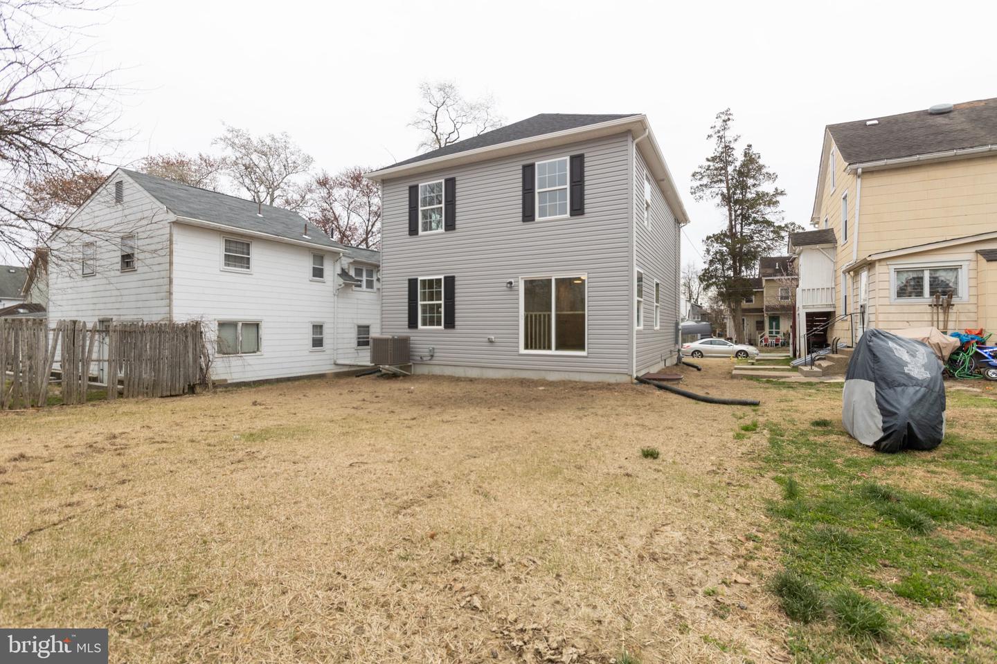 63 Norway Ave Property Photo 17